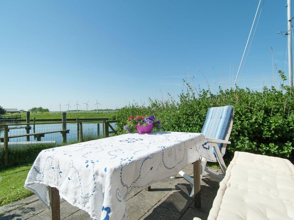 Delightful Holiday Home In Warns With Jetty Exterior foto